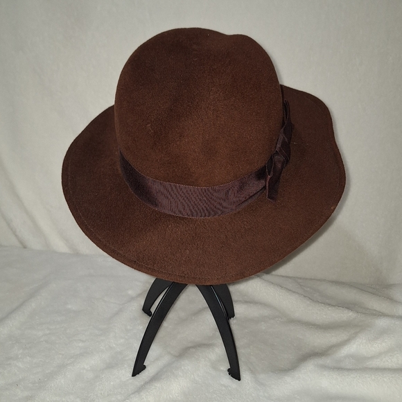 Burberry Hat - Picture 7 of 12